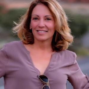 Meet your Posher, Denise